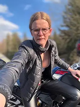 Bikergirl 97 online show from March 2026 03:24:02 PM