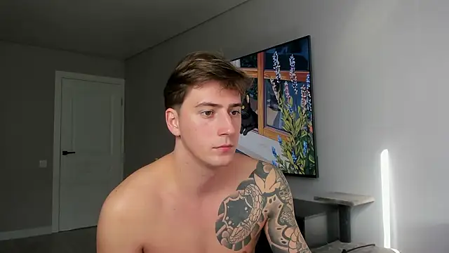 DaniHort online show from March 2026 09:00:01 AM