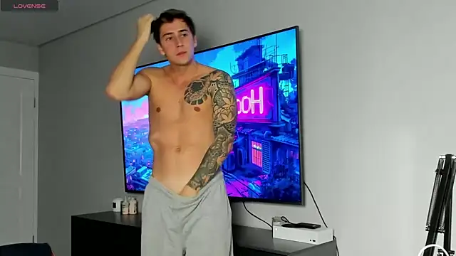 Snapshot of DaniHort chatting on September 2025 08:21:02 AM DaniHort online show from September 2025 08:21:02 AM