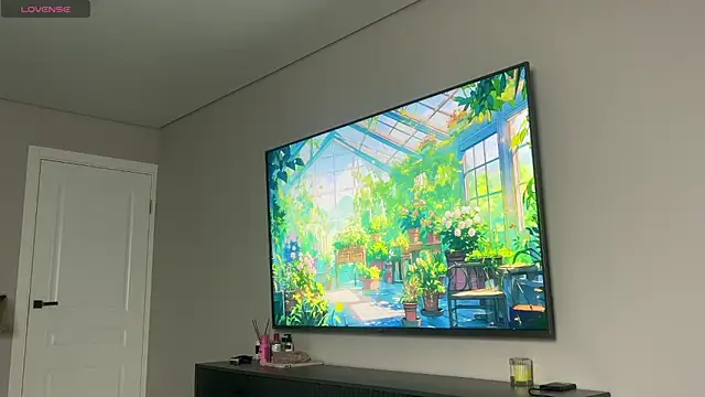 Snapshot of DaniHort chatting on October 2025 07:29:01 AM DaniHort online show from October 2025 07:29:01 AM