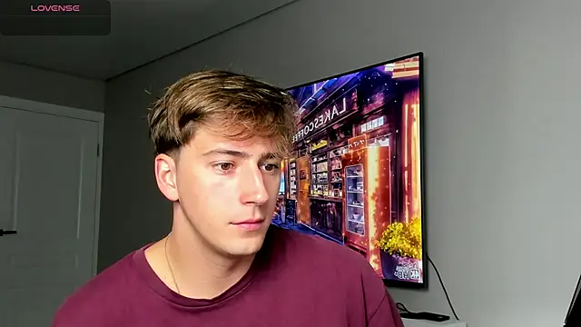 Snapshot of DaniHort chatting on October 2025 10:18:02 AM DaniHort online show from October 2025 10:18:02 AM