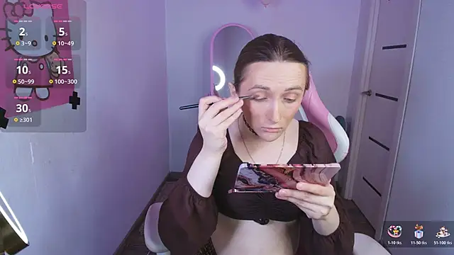 Vi Luxy online show from February 2026 02:01:01 AM