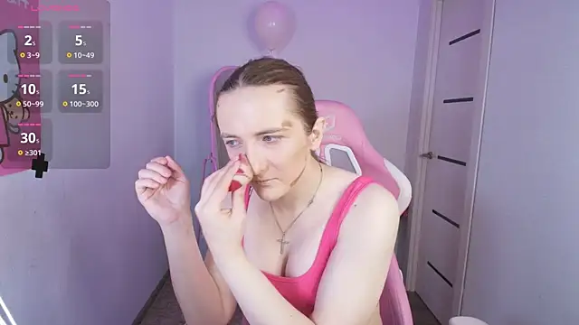 Vi Luxy online show from March 2026 02:02:01 AM