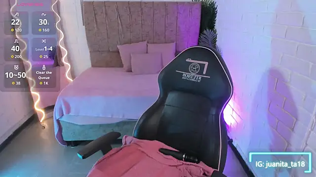 juanita tay online show from November 2025 11:43:02 AM