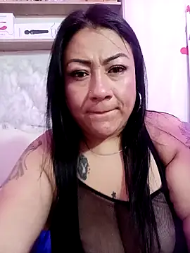 Clunita online show from March 2026 10:06:01 PM