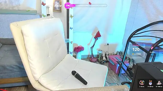 Clunita online show from May 2026 02:20:01 PM