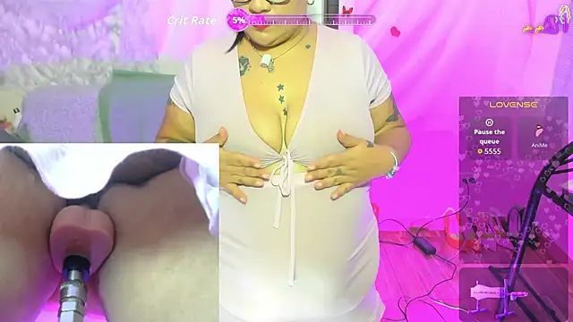 Clunita online show from May 2026 03:15:02 PM