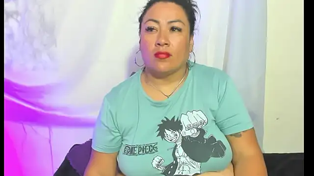 Clunita online show from January 2026 12:25:02 AM