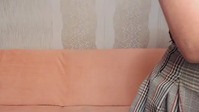 DianaVi online show from October 2025 06:49:02 PM