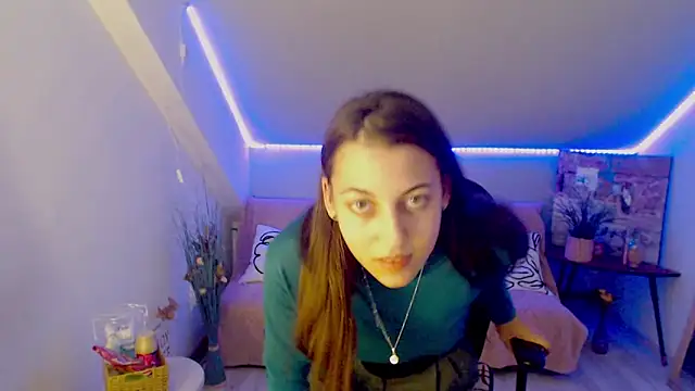 BonniePearson online show from October 2025 10:11:01 PM