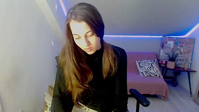 BonniePearson online show from September 2025 09:20:01 PM