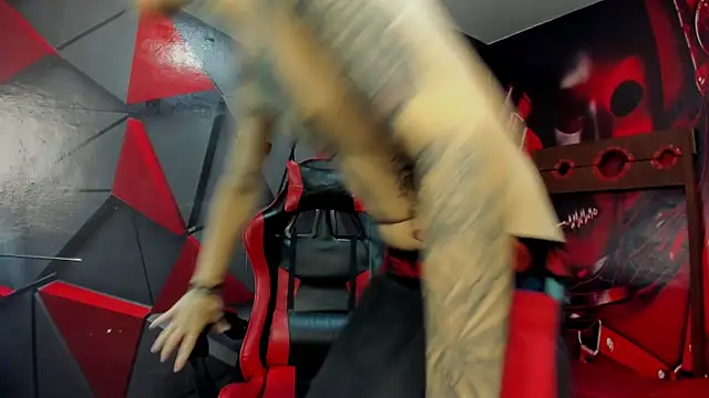 StraightBoy Nick online show from October 2025 12:42:01 AM