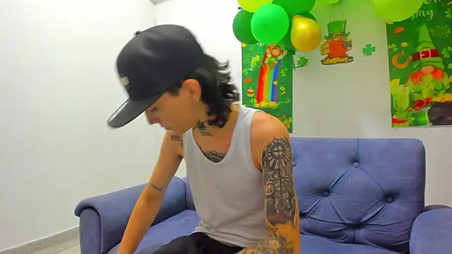 StraightBoy Nick online show from March 2026 04:15:02 AM