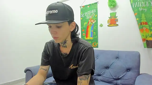 StraightBoy Nick online show from March 2026 03:28:01 AM