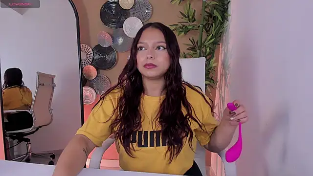 Missy davis online show from April 2026 08:44:02 PM