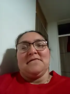 Snapshot of Kasandra_000 chatting on December 2025 10:43:02 PM Kasandra 000 online show from December 2025 10:43:02 PM