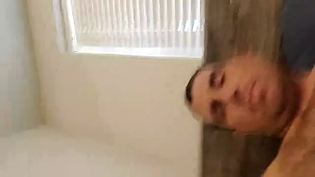 jonnyBgood2451 online show from October 2025 09:24:01 PM