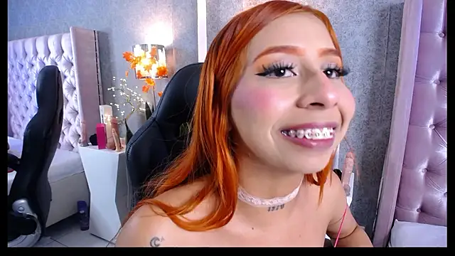 laila stilwiills online show from February 2026 04:56:02 AM