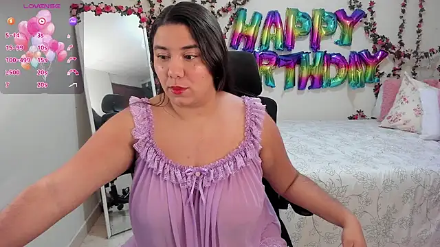 MariamCastiblanco online show from November 2025 09:48:01 PM