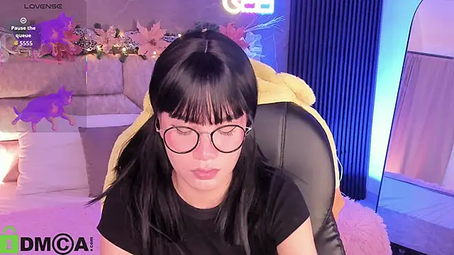 Arinextdoor online show from December 2025 12:22:01 AM