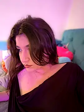 Snapshot of ScarletBloom_ chatting on October 2025 12:37:02 PM ScarletBloom online show from October 2025 12:37:02 PM