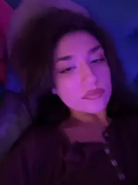 ScarletBloom  online show from November 2025 05:13:02 PM