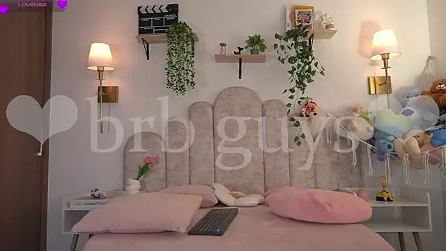 violeth     online show from March 2026 01:01:01 PM