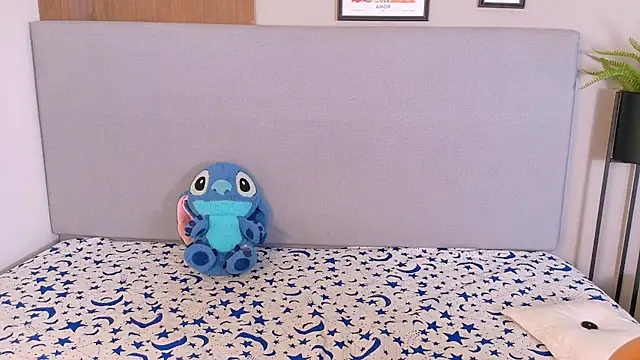 Snapshot of MeghanMure chatting on February 2026 03:39:01 AM MeghanMure online show from February 2026 03:39:01 AM