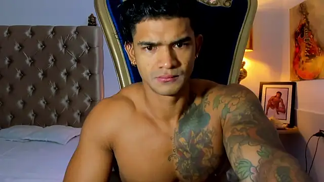 antonio  444 online show from December 2025 12:26:01 PM