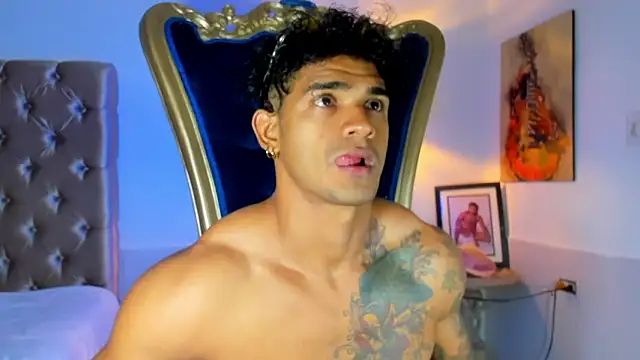 antonio  444 online show from May 2026 01:42:01 AM