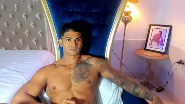 antonio  444 online show from November 2025 11:37:01 AM