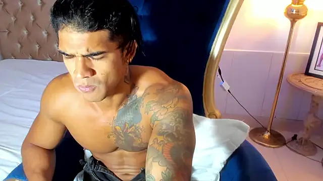 antonio  444 online show from November 2025 10:31:01 AM