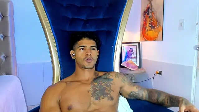 antonio  444 online show from April 2026 08:57:02 PM