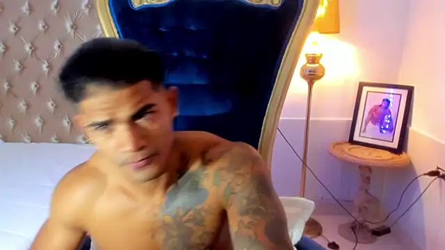 antonio  444 online show from October 2025 11:42:02 AM