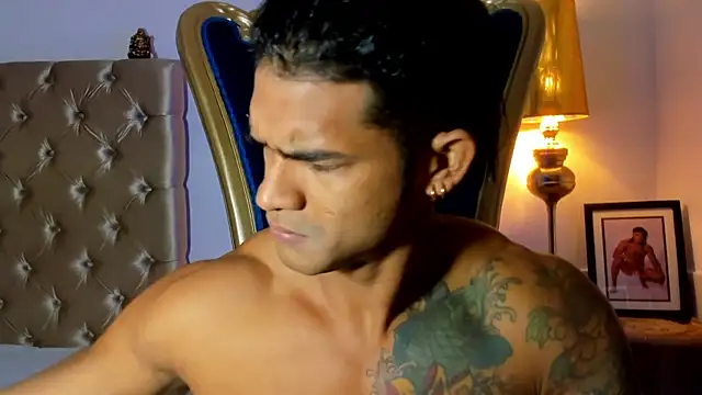 antonio  444 online show from November 2025 11:25:02 AM