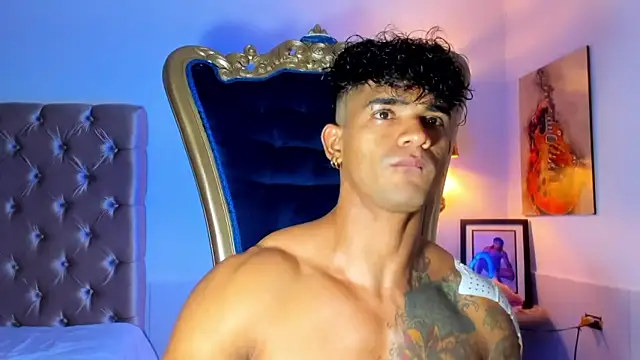antonio  444 online show from June 2026 10:37:01 PM