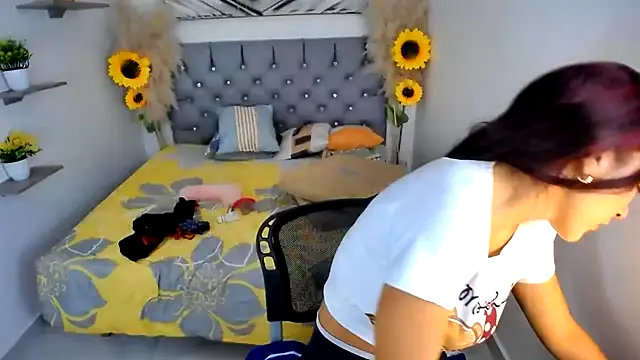 wild couple sex 69 online show from May 2026 01:40:01 PM