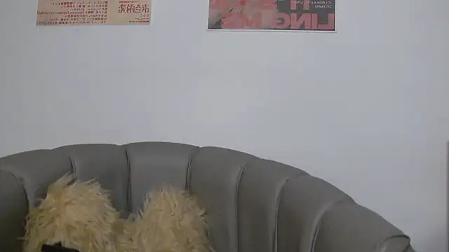 CoralieBronson online show from February 2026 05:02:02 PM