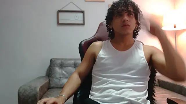 Snapshot of Xfire_boy69 chatting on October 2025 01:56:02 PM Xfire boy69 online show from October 2025 01:56:02 PM