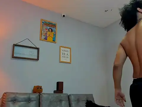 Snapshot of Xfire_boy69 chatting on November 2025 03:15:01 PM Xfire boy69 online show from November 2025 03:15:01 PM