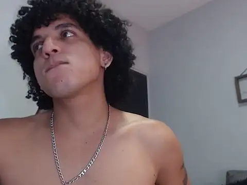 Snapshot of Xfire_boy69 chatting on October 2025 02:31:02 PM Xfire boy69 online show from October 2025 02:31:02 PM