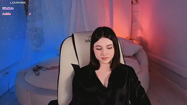 Snapshot of Kimmie_shine chatting on November 2025 01:37:01 PM Kimmie shine online show from November 2025 01:37:01 PM