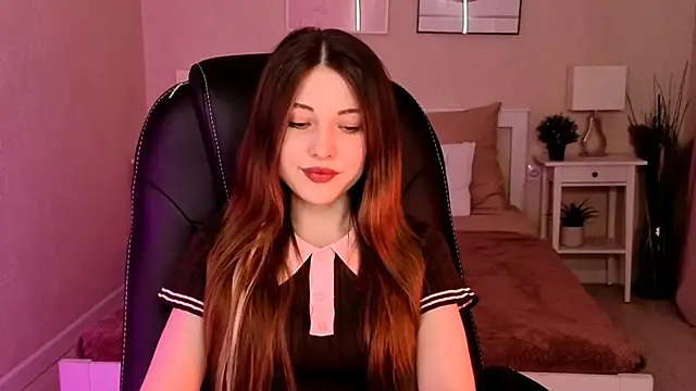 Kimmie shine online show from May 2026 05:39:02 PM