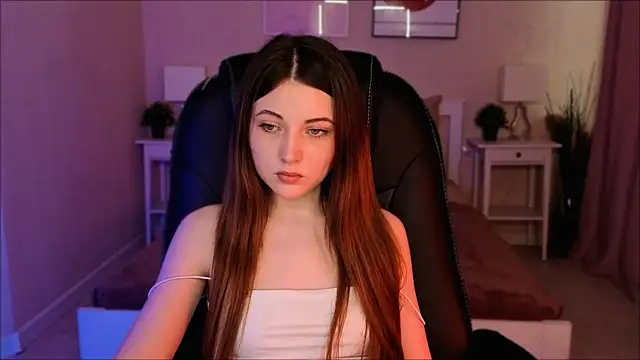 Kimmie shine online show from May 2026 06:23:03 AM