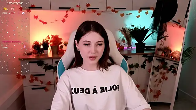 Snapshot of Kimmie_shine chatting on November 2025 03:27:01 PM Kimmie shine online show from November 2025 03:27:01 PM