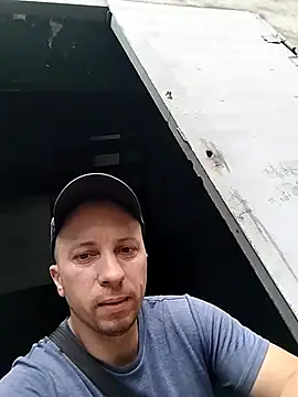 hornny boy35 online show from July 2026 11:00:01 AM