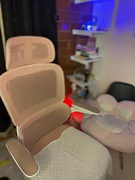 Snapshot of Dannaa_Lovs chatting on October 2025 07:10:01 PM Dannaa Lovs online show from October 2025 07:10:01 PM