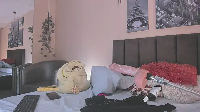 Blue Sixx online show from March 2026 02:04:02 AM