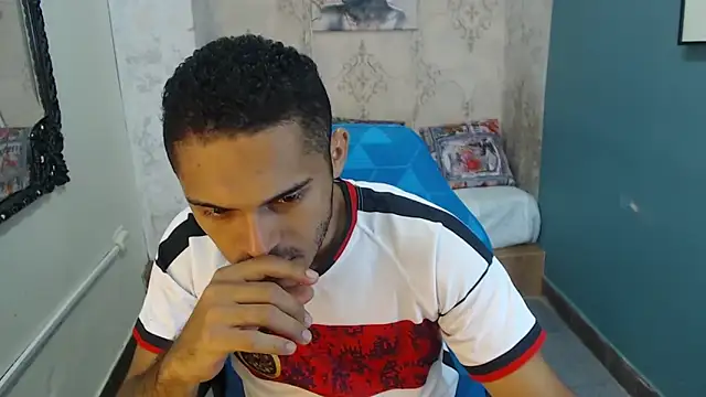 Snapshot of Derek_Storm_ chatting on November 2025 12:37:02 PM Derek Storm online show from November 2025 12:37:02 PM