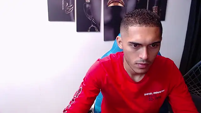 Snapshot of Derek_Storm_ chatting on November 2025 11:48:01 AM Derek Storm online show from November 2025 11:48:01 AM